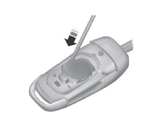 Note : ne touchez pas les contacts de la